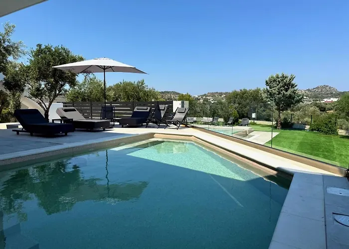 아파트 Aventine - Luxury Residences With Private Pools Kalithies