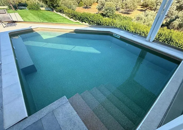 Aventine - Luxury Residences With Private Pools 아파트 *