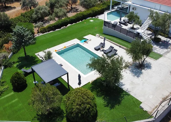 Aventine - Luxury Residences With Private Pools Kalithies