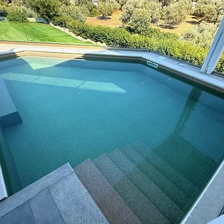 Aventine - Luxury Residences With Private Pools Appartement *