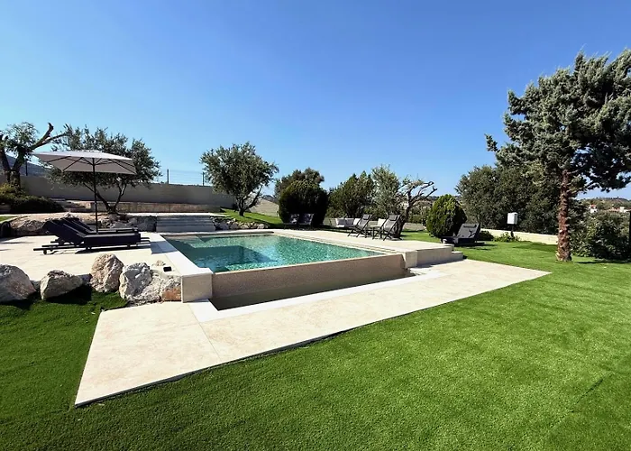 아파트 Aventine - Luxury Residences With Private Pools Kalithies