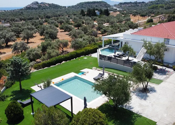 Aventine - Luxury Residences With Private Pools 아파트 Kalithies
