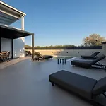 Aventine - Luxury Residences With Private Pools