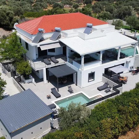 Aventine - Luxury Residences With Private Pools