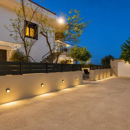Aventine - Luxury Residences With Private Pools Apartament