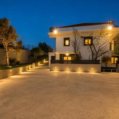 Aventine - Luxury Residences With Private Pools *