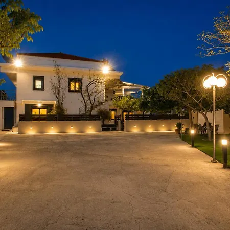 Aventine - Luxury Residences With Private Pools * Kalithies