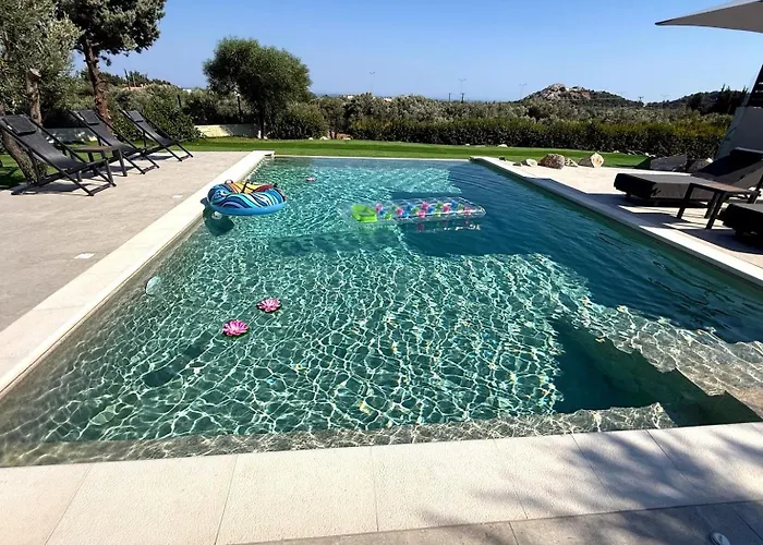 Aventine - Luxury Residences With Private Pools