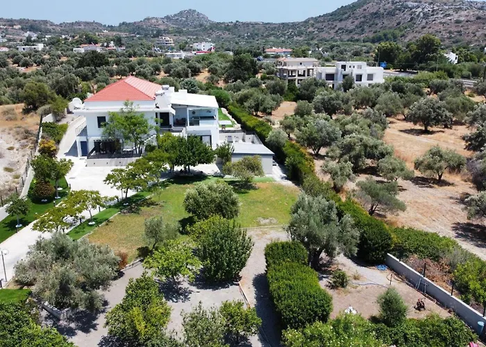 Aventine - Luxury Residences With Private Pools Daire