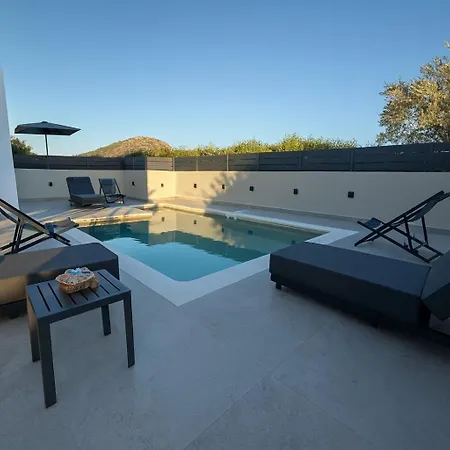 Aventine - Luxury Residences With Private Pools Lägenhet *