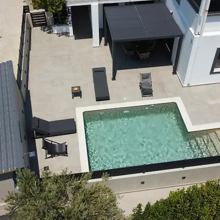 Aventine - Luxury Residences With Private Pools *