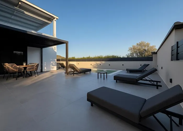 Aventine - Luxury Residences With Private Pools